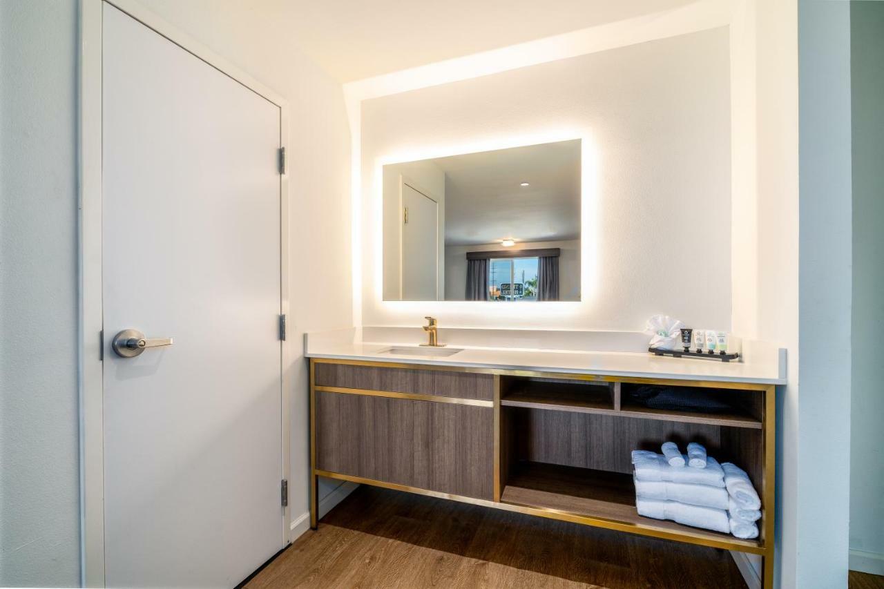 Trend Hotel At Lax Airport Lennox Habitación foto